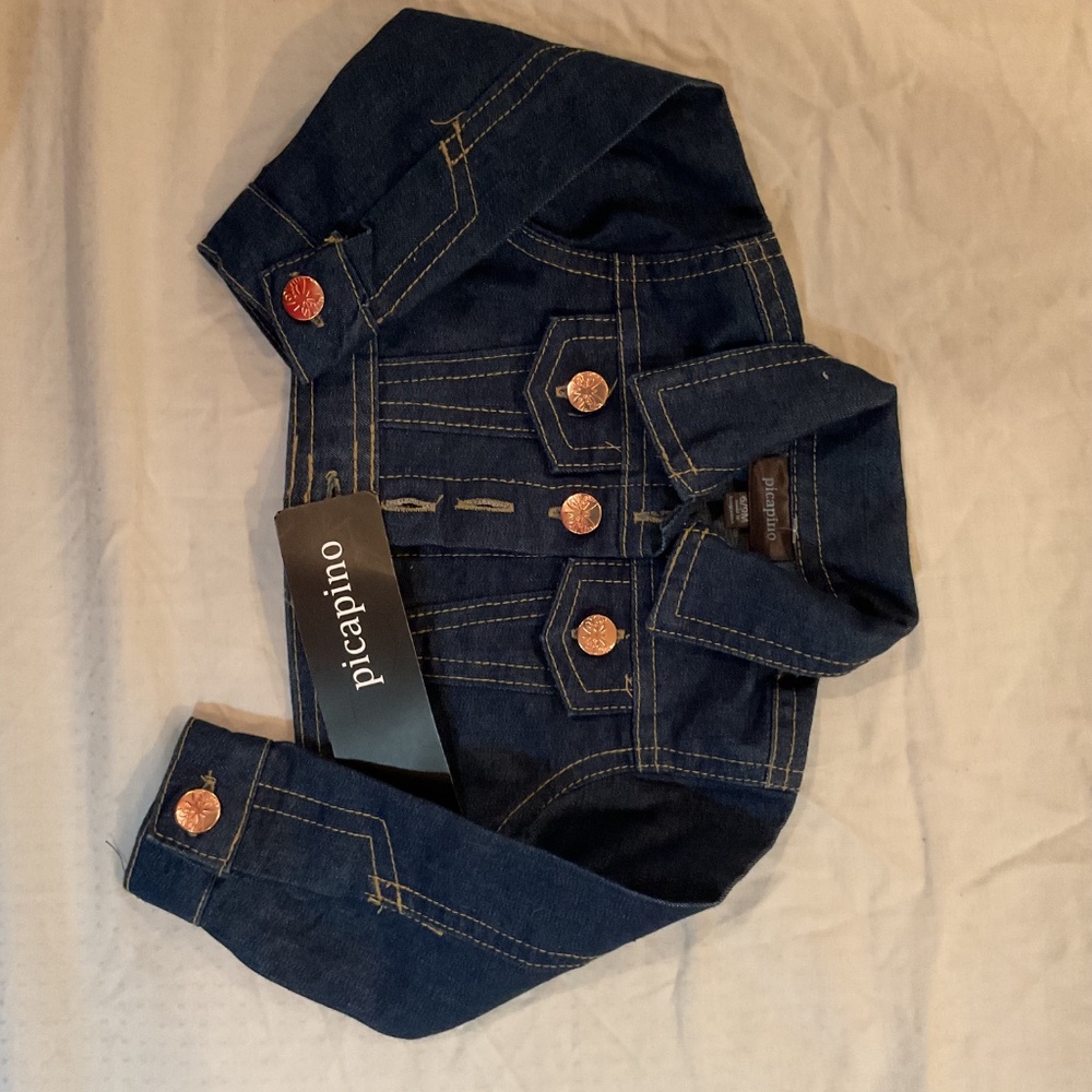 CLOTHING $5 - Picture 3 of 9